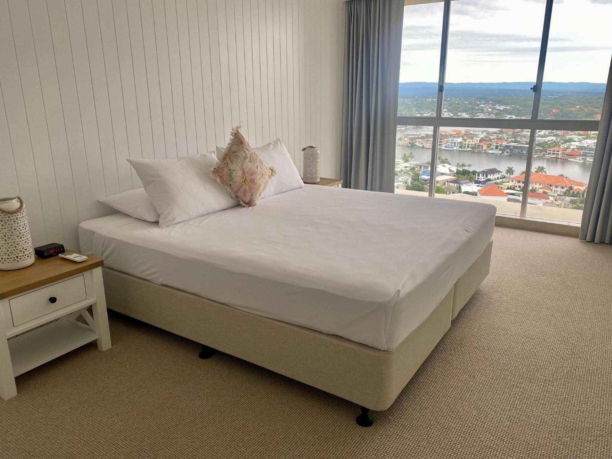 Hi Surf Beachfront Resort Apartments Gold Coast Esterno foto